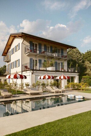 Hotel with pool