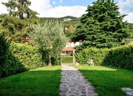 Appartamento 2 camere, con giardino