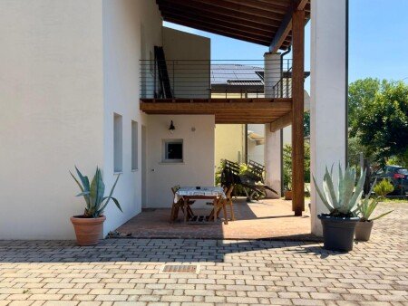 Appartamento 1 camera, con giardino