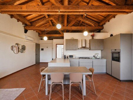 Casa 2 camere, con aria condizionata