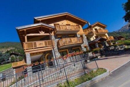 Hotel con giardino