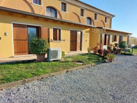 Bed and breakfast 5 ospiti, con giardino