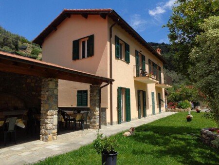 Bed and breakfast 4 ospiti, con giardino