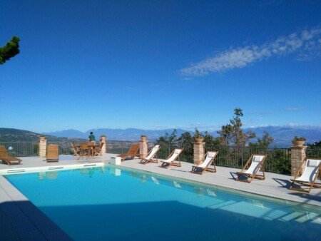 Bed and breakfast 1 camera, con piscina