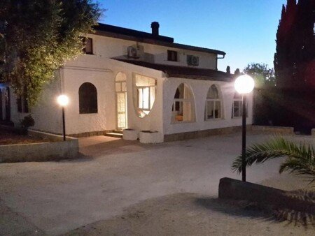 Bed and breakfast 4 ospiti, con giardino
