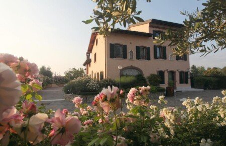 Bed and breakfast 5 ospiti, con piscina