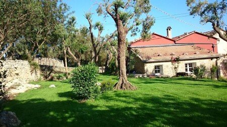 Casa 2 camere, con giardino