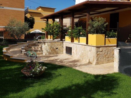 Bed and breakfast 3 ospiti, con giardino