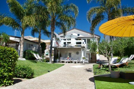 Bed and breakfast 6 ospiti, con giardino