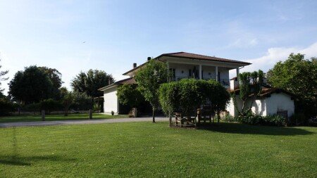 Casa 1 camera, con giardino