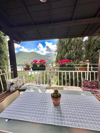 Casa 2 camere, con giardino
