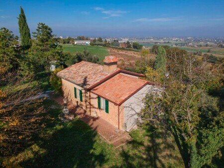 Casa 1 camera, con giardino