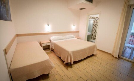 Bed and breakfast 1 camera, con piscina