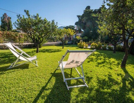 Villa 2 camere, con giardino
