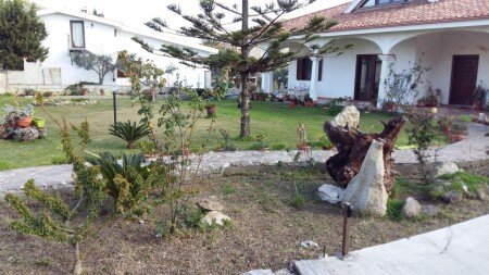 Casa 8 ospiti, con giardino