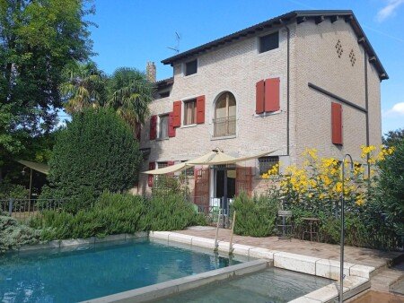 Bed and breakfast 6 ospiti, con piscina