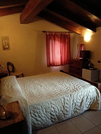 Bed and breakfast 6 ospiti, con piscina