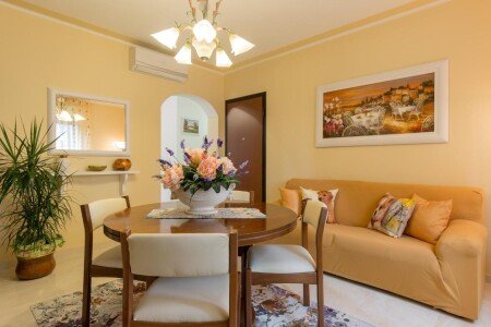 Casa 2 camere, con giardino