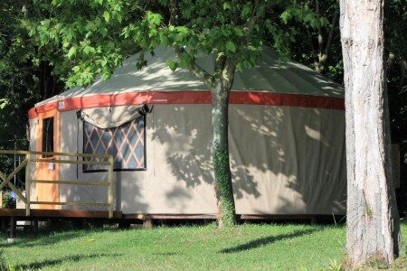 Camping / Mobil Home 4 voyageurs, avec jardin