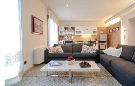 Casa 1 camera, con wifi