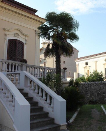 Casa 1 camera, con giardino