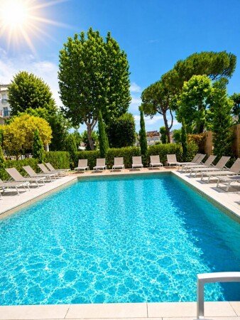 Hotel con piscina