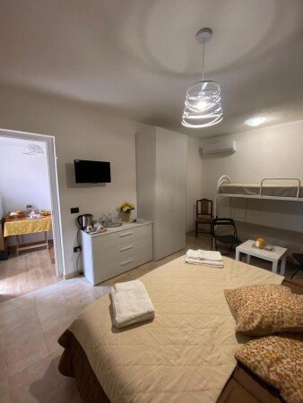 Bed and breakfast 1 camera, con giardino