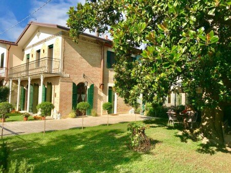 Bed and breakfast 3 ospiti, con giardino