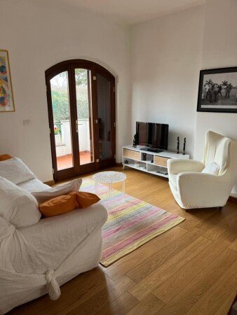 Appartamento 2 camere, con giardino
