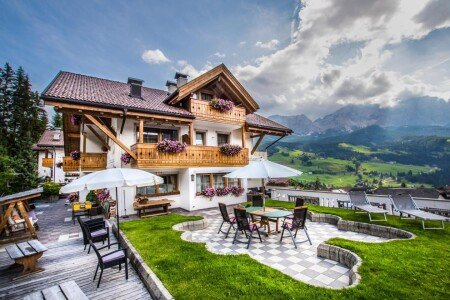 Hotel with garden