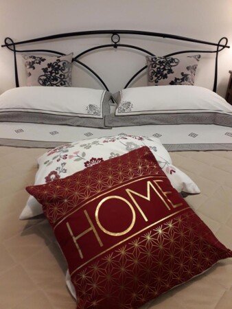 Bed and breakfast 1 bedroom, with breakfast