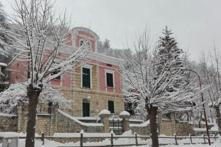 Casa 4 camere, con giardino
