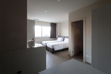 Hotel con giardino