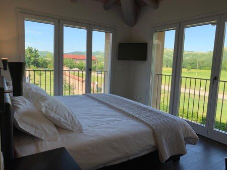 Hotel con giardino