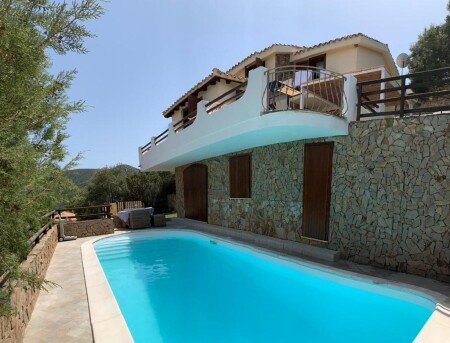 Casa 3 camere, con piscina