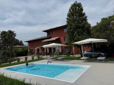 Bed and breakfast 5 ospiti, con piscina