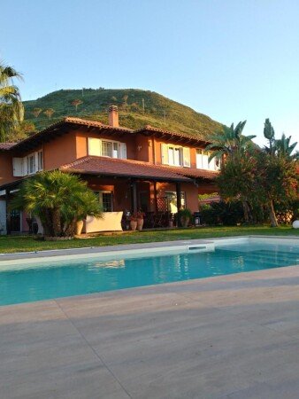 Bed and breakfast 4 Gäste, mit Pool