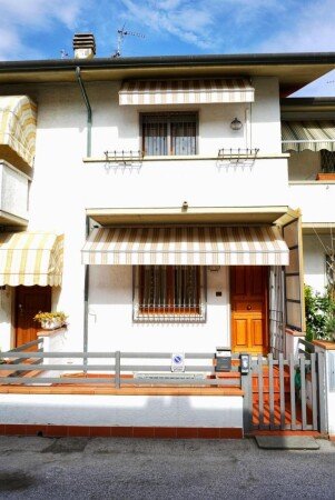 Casa 3 camere, con aria condizionata