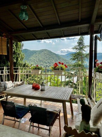 Casa 2 camere, con giardino