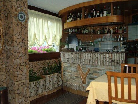 Hotel con giardino