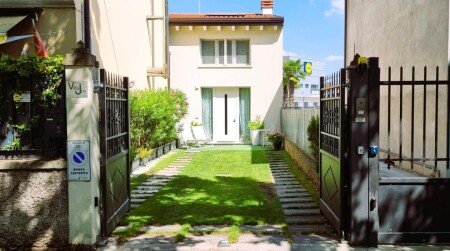 Casa 2 camere, con giardino