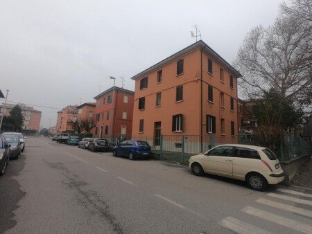 Appartamento 1 camera, con giardino