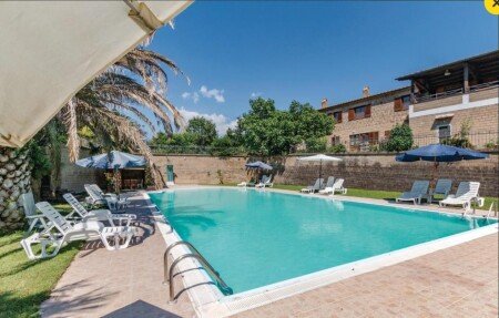 Bed and breakfast 6 ospiti, con piscina