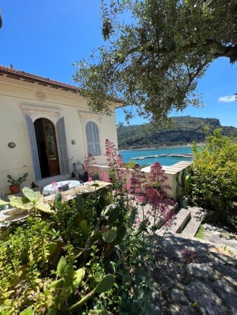 Villa 2 camere, con giardino