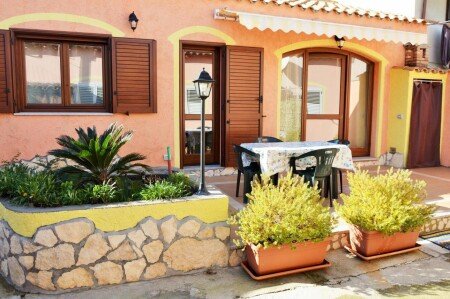 Casa 2 camere, con giardino