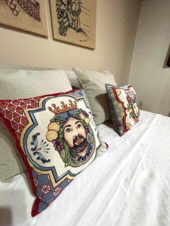 Casa 2 camere, con giardino