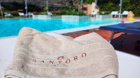 Hotel con piscina