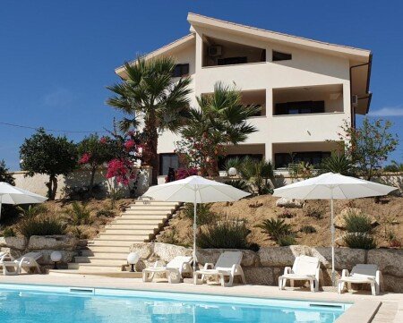 Bed and breakfast 4 ospiti, con piscina