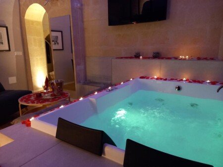 Maison 4 voyageurs, avec jacuzzi