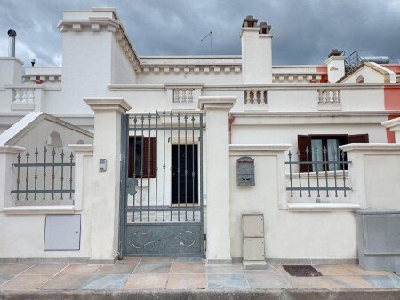 Casa 3 camere, con giardino